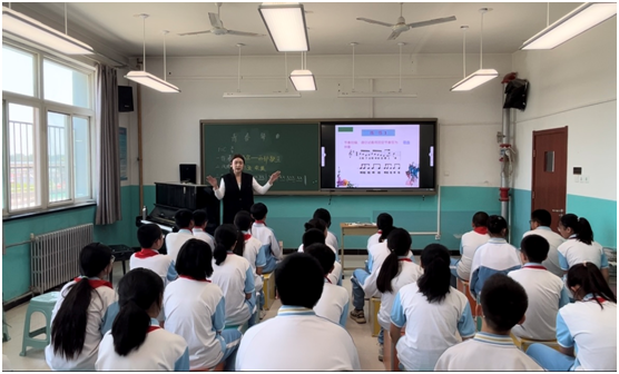 14《青春舞曲》公开课教学.png