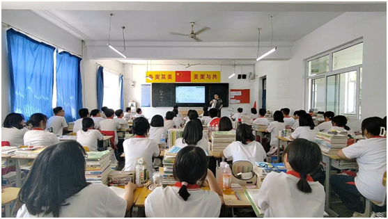 15组织高一同学演唱歌曲《阳关三叠》.png
